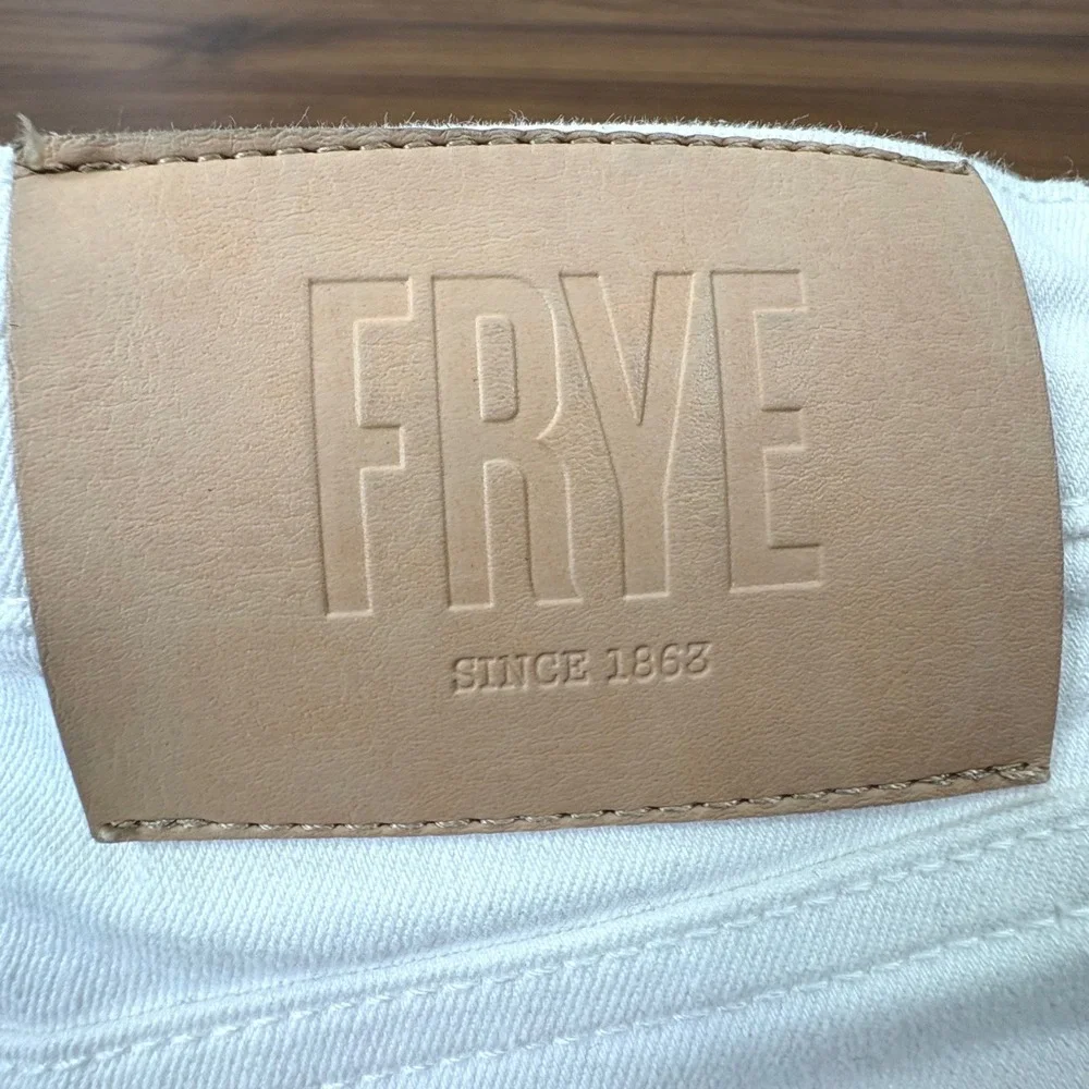 Frye Straight Leg‎ Jeans Women 8/29 White High Rise Denim Chic Modern Uniform
